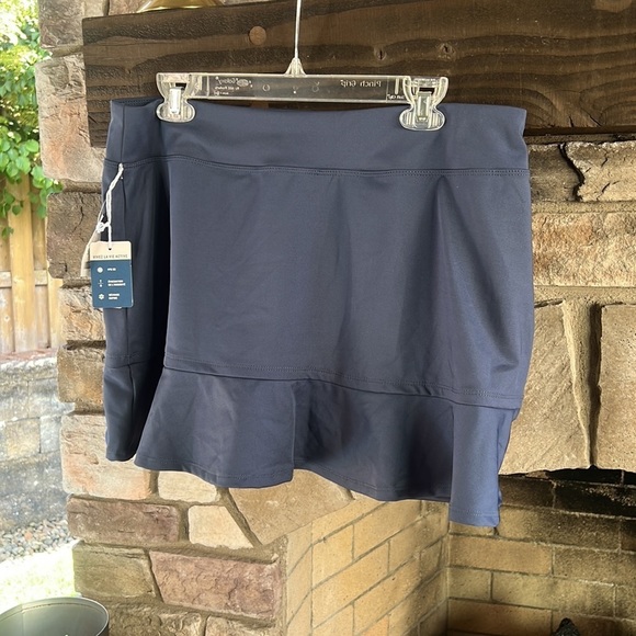 Tommy Bahama golf, Blue Skort NWT XL - Picture 2 of 4